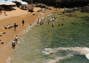 Seis playas mexicanas que no son aptas para nadar