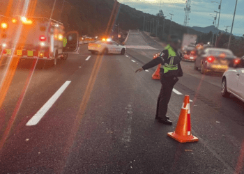 Cierre parcial de la autopista México-Cuernavaca por volcadura de tráiler