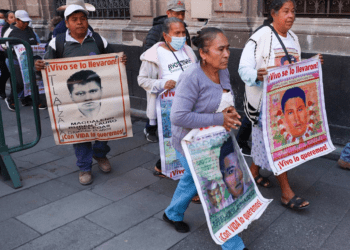 Sheinbaum ofrece nueva ruta de investigación en caso Ayotzinapa