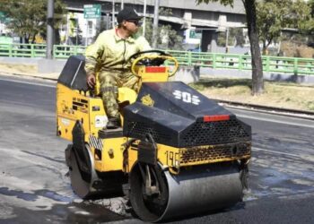 Reparan 4 mil m2 de vialidades principales en la CDMX