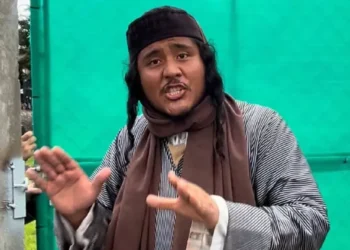 Detienen a miembro de secta judía señalado de abuso infantil