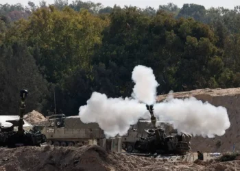 Israel sigue atacando Gaza a un día de que empiece tregua