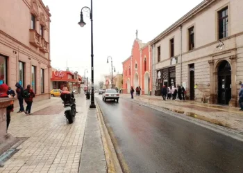 Clima gélido provoca ausentismo escolar masivo en Coahuila y alerta en otros estados