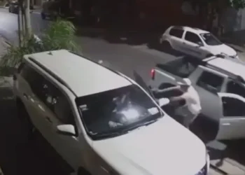 Italiano se defiende de asalto y mata a ladrón