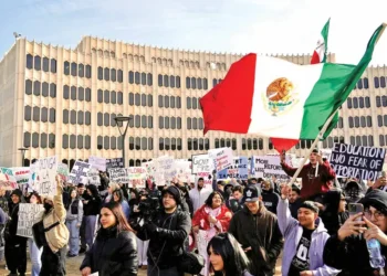 Empresas contratarán a mexicanos deportados