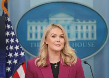 Youtubers en conferencia de la Casa Blanca