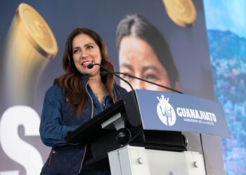 Presenta Libia Dennise Financiera y Apoyos Tú Puedes Guanajuato