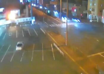 Japón lanza alerta de tsunami tras sismo de magnitud 6.9