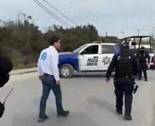 Policías Municipales encañonan esposa de Pato Zambrano