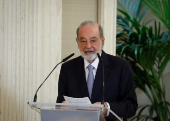 Carlos Slim lanza mensaje por llegada de Donald Trump