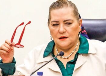 Sheinbaum pide al INE optimizar recursos; solo hay 800 mdp extra para jueces