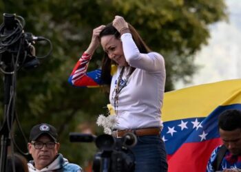 María Corina Machado: Maduro ejecutó un “golpe de Estado” y optó por “cruzar la línea”