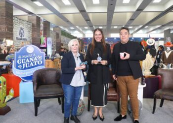 Tienen un Gobierno comprometido con sus comerciantes: Libia Dennise