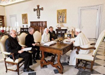 Más mujeres en el Vaticano; primera hermana prefecta