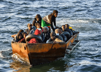 Al menos 27 migrantes murieron en dos naufragios frente a la costa de Túnez