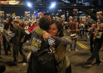 Israel y Hamás logran acuerdo de alto al fuego en Gaza