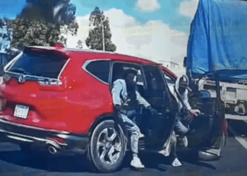 Familia vive aterrador intento de asalto en la carretera México-Texcoco