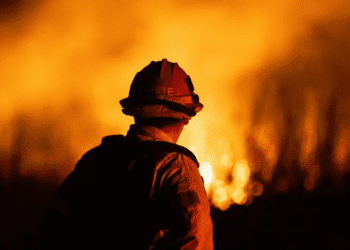 Teorías conspirativas detrás de los incendios en California