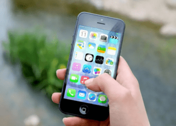 Las redes sociales afectan la atención, memoria y emociones de los jóvenes