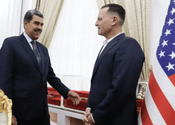 Maduro se reúne con enviado de Trump; hablarán de las deportaciones