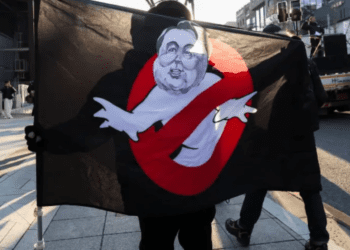 Investigadores surcoreanos piden al presidente que permita detención de Yoon