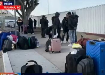 Migrantes quedan varados en la frontera norte