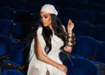 Beyoncé encabeza los Grammy en una gala en apoyo a víctimas de incendios en LA
