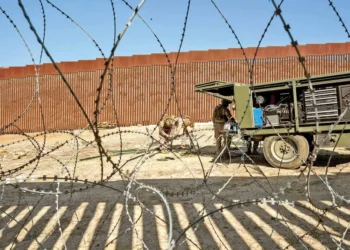 Trump reactiva construcción de muro fronterizo