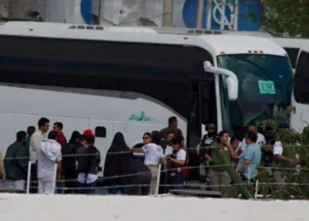 Llegan primeros repatriados a Matamoros