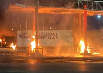 Explosión deja tres lesionados en Coahuila