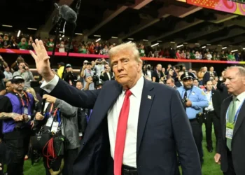 Donald Trump asiste al Super Bowl LIX