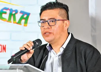 Anuncian creación de parlamento metropolitano