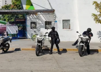 Ejecutan a balazos a policía de Acapulco