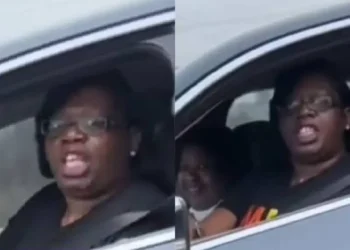 Mujer estadunidense amenaza a inmigrantes