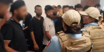 En CDMX, liberan a 27 migrantes secuestrados en un hotel