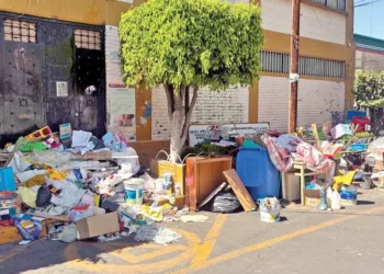 Acusan despojo ilegal de aulas en el Instituto Pascual Borja