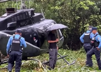 Aterrizaje de emergencia de helicóptero de Presidenta de Honduras