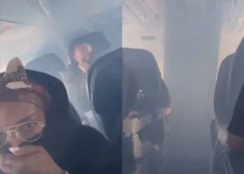 Avión de Delta Air Lines aterriza de Emergencia