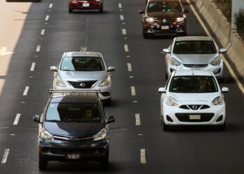 Hoy No Circula; lunes 17 de febrero en CDMX y Edomex