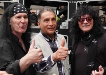 Exvocalista de AC/DC visita San Lázaro