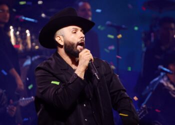 Carín León conquista Viña del Mar