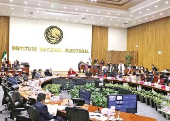 INE publica lista y se deslinda de errores en elección judicial