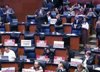 Senado aprueba reforma contra reelección y nepotismo desde 2030