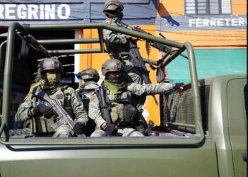 Defensa detecta almacenes de droga en Sinaloa