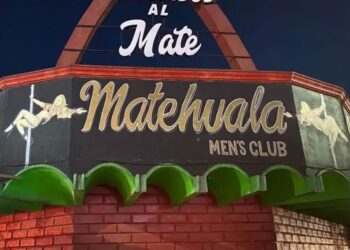 Abuelito sale de fiesta y fallece en un privado del Matehuala Men’s Club