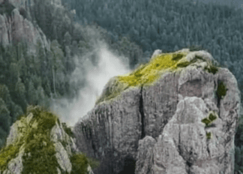 Joven fallece al caer desde la Peña de la Muela, en Mineral del Chico