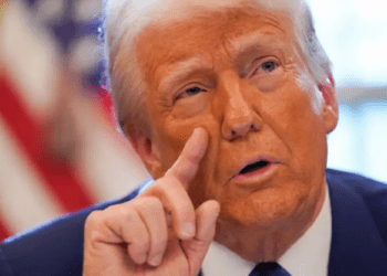 Trump impondrá aranceles a coches importados a EU “en torno al 2 de abril”