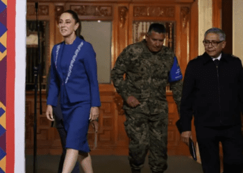 Sheinbaum destaca baja en cruces migratorios entre México y EU