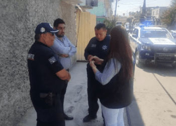 Tras conflicto familiar por custodia, resguardan a menor en escuela de Ecatepec