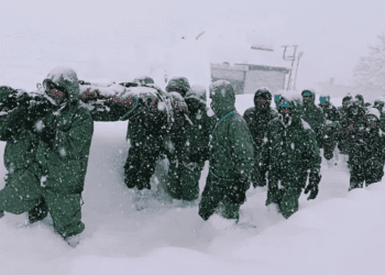 Decenas de desaparecidos por avalancha en el Himalaya